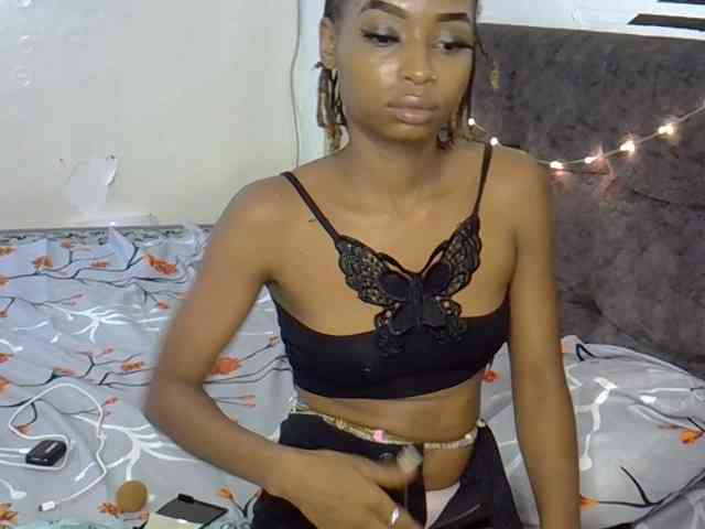 PetiteAlexa webcam