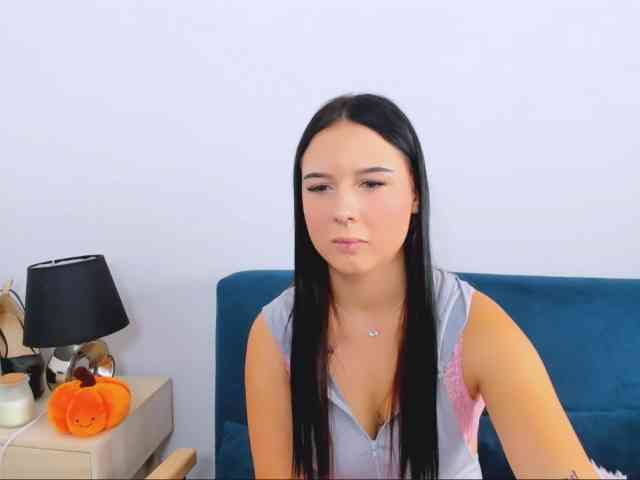 TaliaDelicate webcam