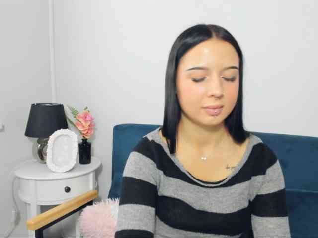 TaliaDelicate webcam