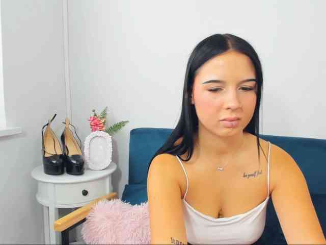 TaliaDelicate webcam
