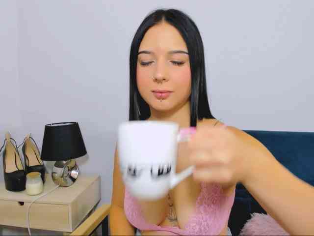 TaliaDelicate webcam