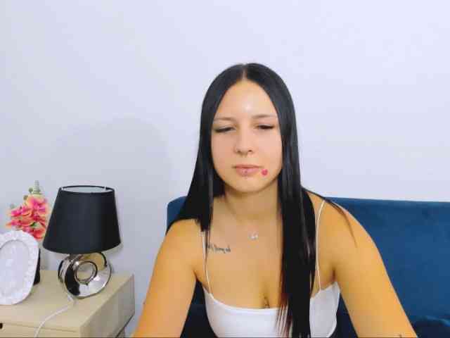 TaliaDelicate webcam
