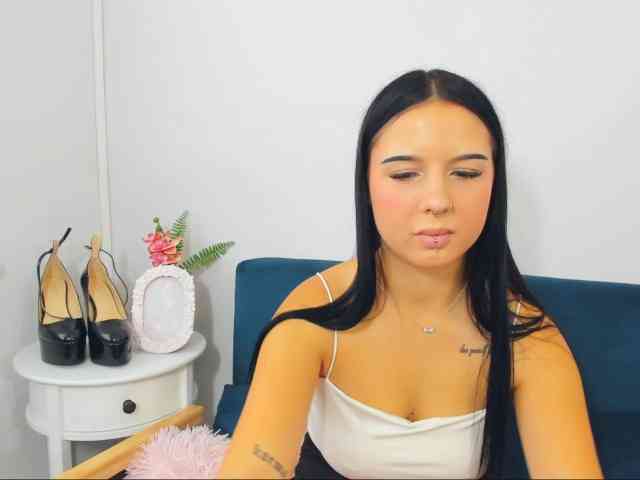 TaliaDelicate webcam