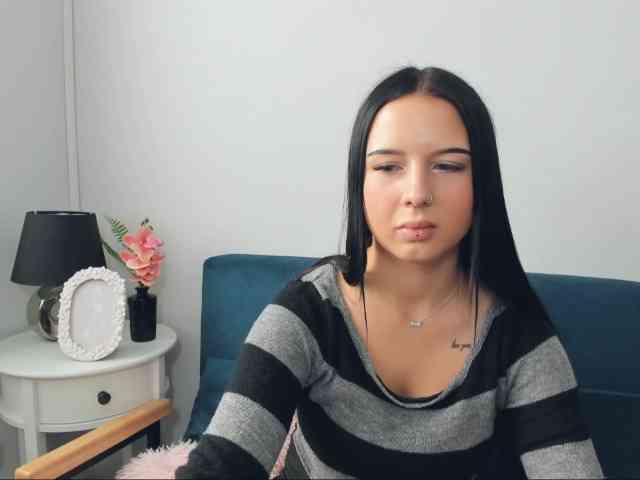 TaliaDelicate webcam