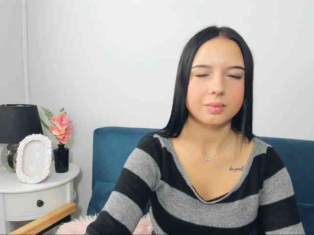 TaliaDelicate webcam