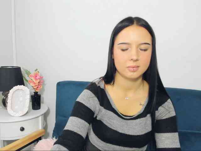 TaliaDelicate webcam