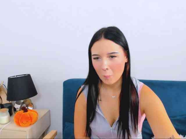 TaliaDelicate webcam