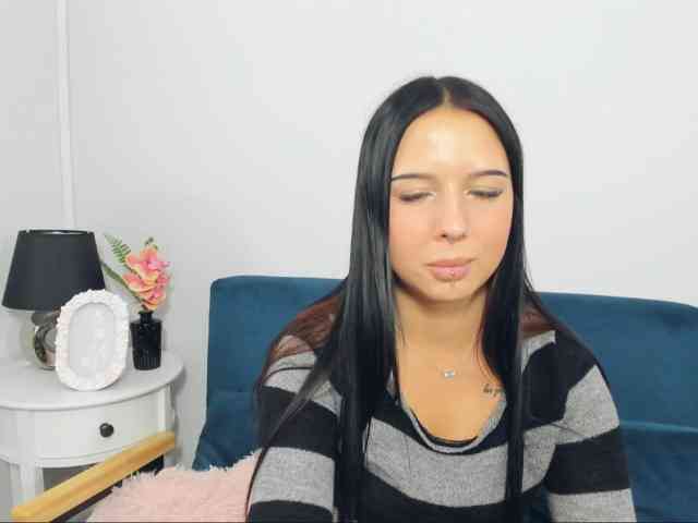 TaliaDelicate webcam