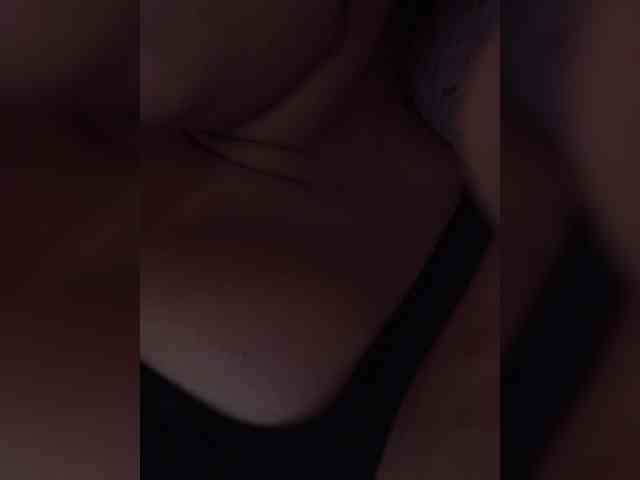ElizHarper webcam