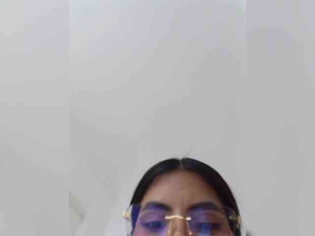 ElizHarper webcam