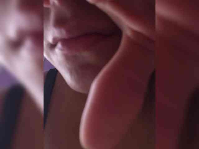 ElizHarper webcam