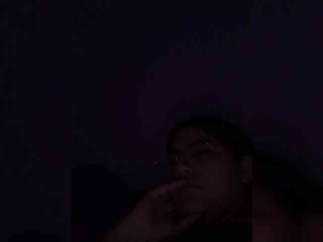 ElizHarper webcam