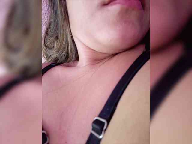 ElizHarper webcam