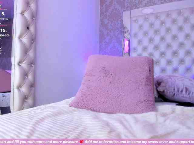 ElizHarper webcam