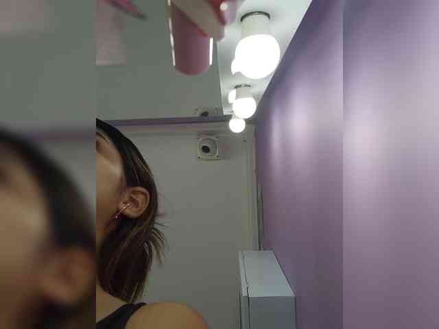 ElizHarper webcam