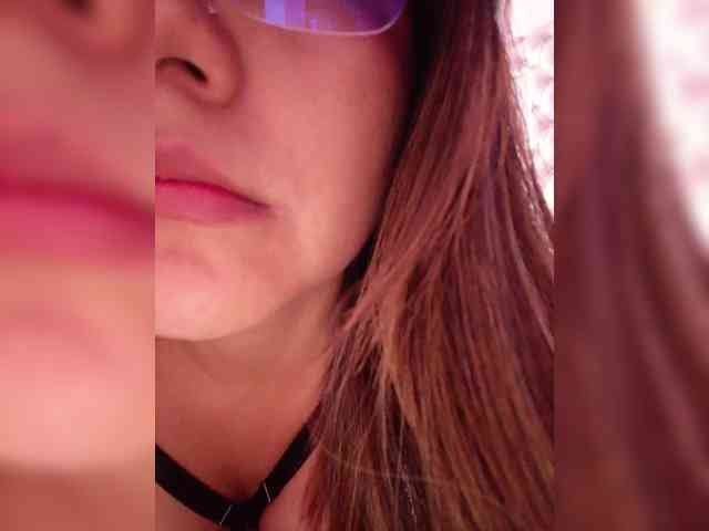 ElizHarper webcam