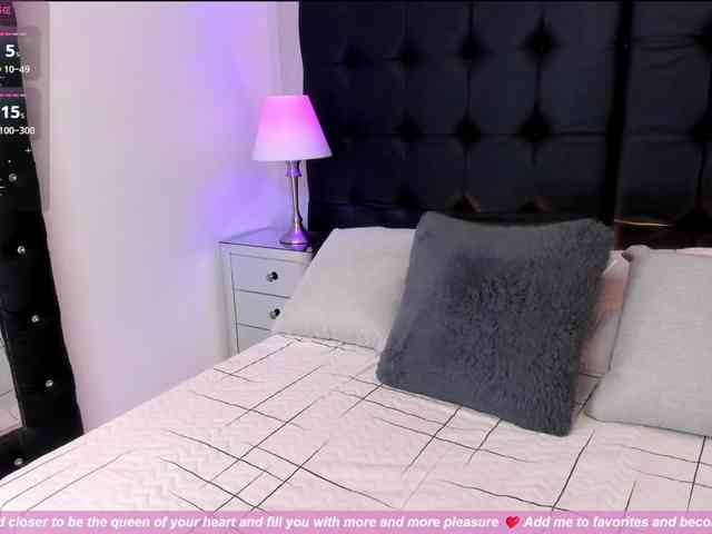 ElizHarper webcam