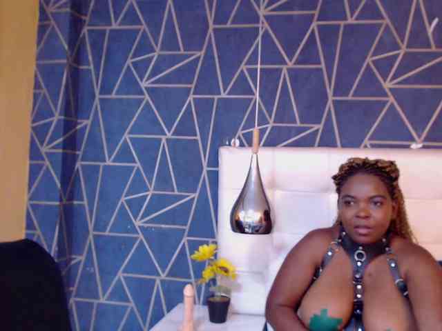 SaraDunss webcam