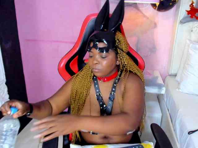SaraDunss webcam