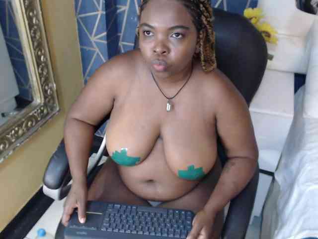 SaraDunss webcam