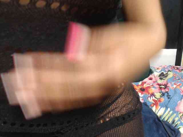 Hotsexyberry21 webcam