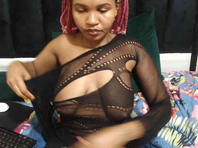 Hotsexyberry21 webcam