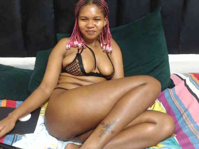 Hotsexyberry21 webcam