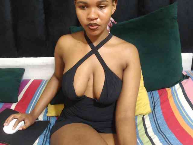 Hotsexyberry21 webcam