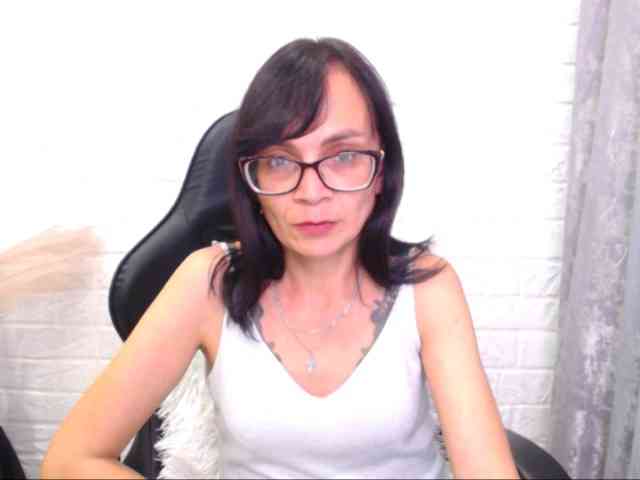 DarkOpiumX webcam