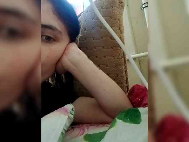 Sasha-69-1 webcam