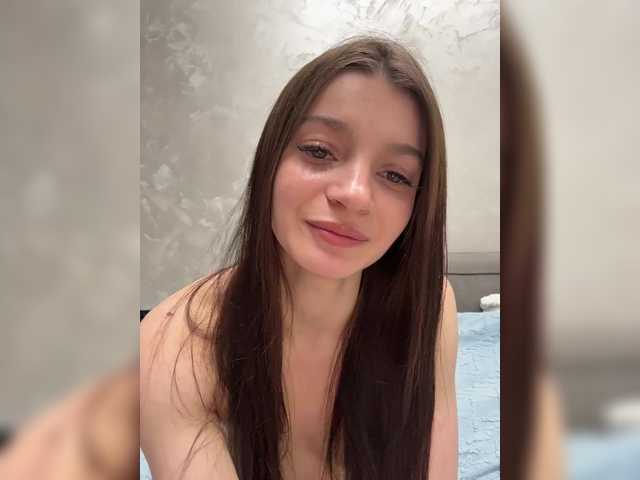 Accedi alla chat con il nickname shottup shottup