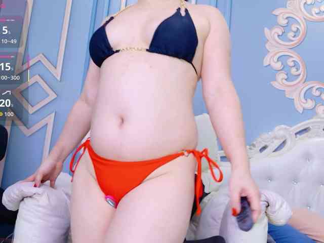 LucianaMeca webcam