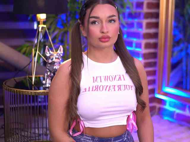 MillaSerene webcam