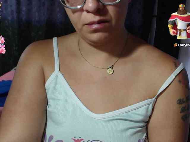 miia-1bigboobs webcam