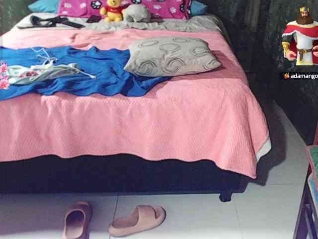 miia-1bigboobs webcam