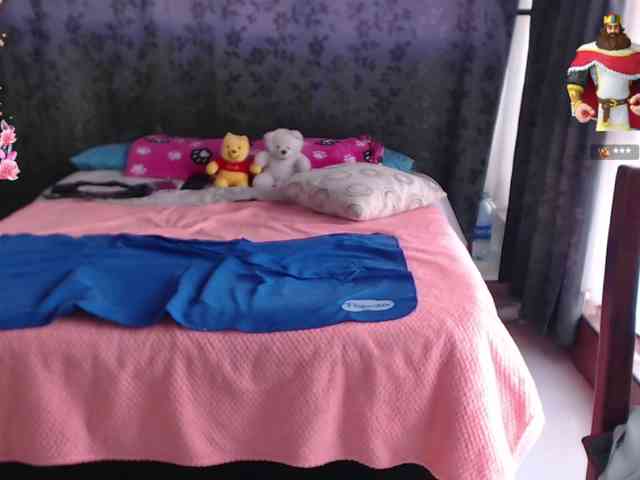 miia-1bigboobs webcam