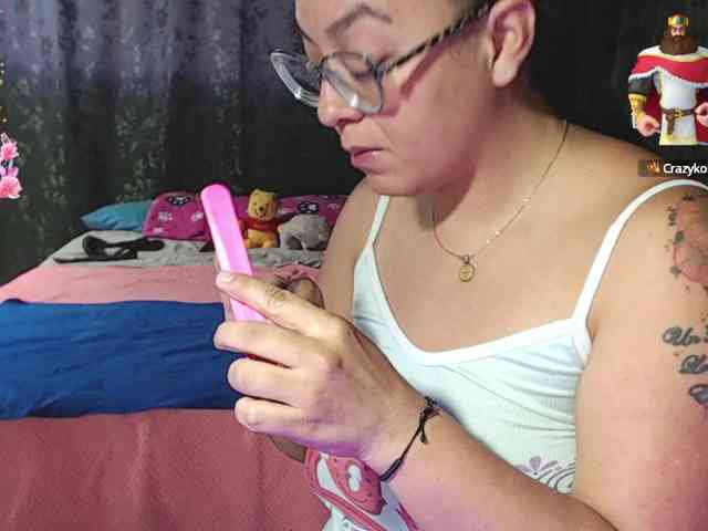 miia-1bigboobs webcam