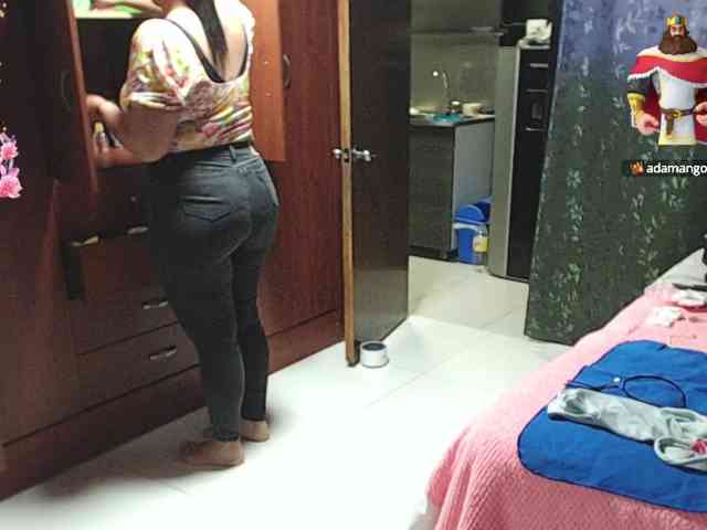 miia-1bigboobs webcam