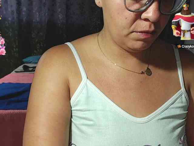 miia-1bigboobs webcam