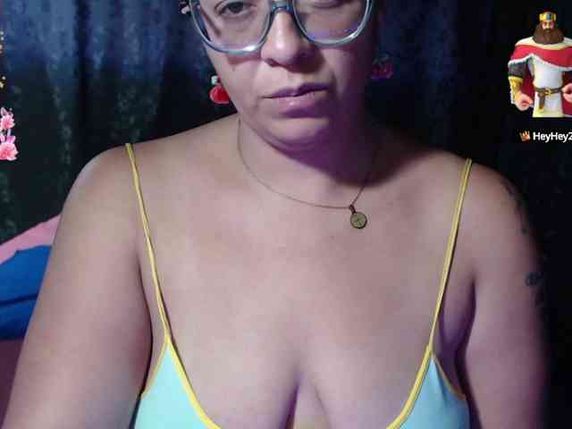 miia-1bigboobs webcam