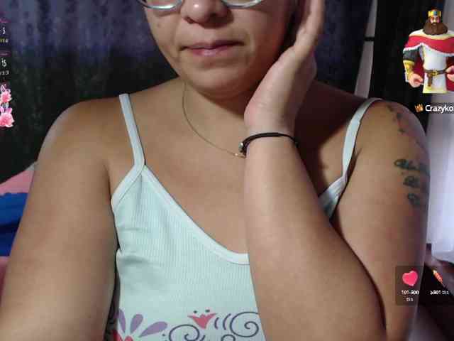 miia-1bigboobs webcam