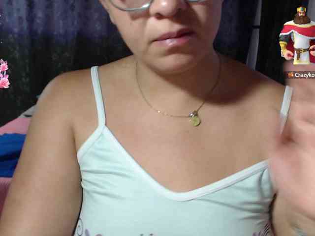 miia-1bigboobs webcam