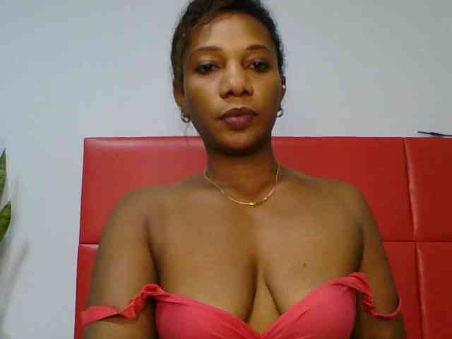 Faozia webcam