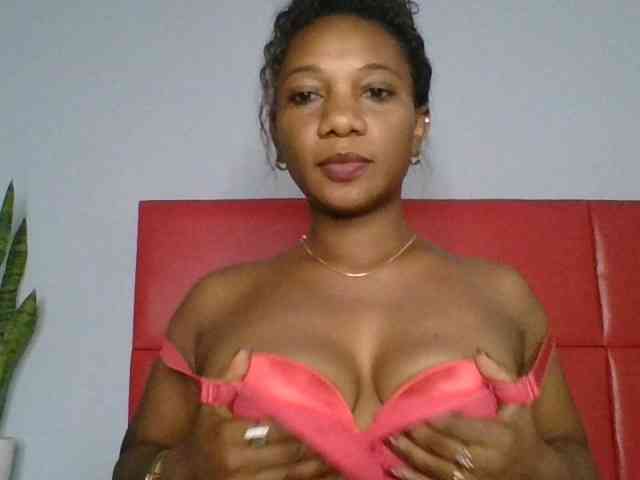 Faozia webcam