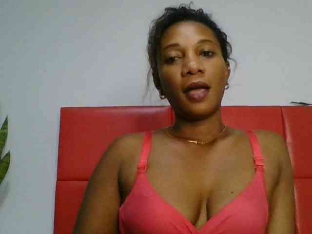 Faozia webcam