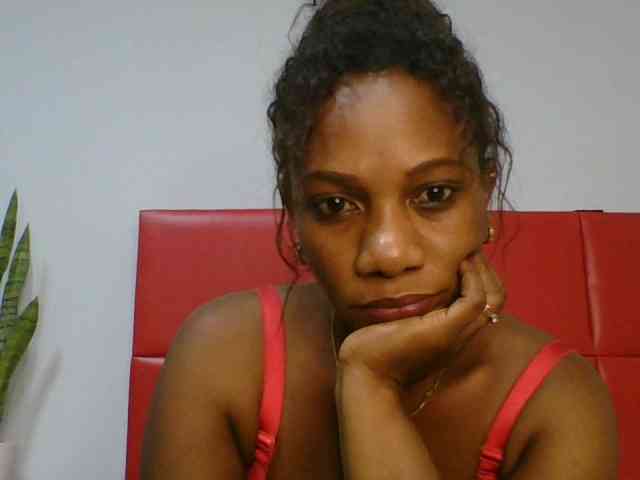 Faozia webcam