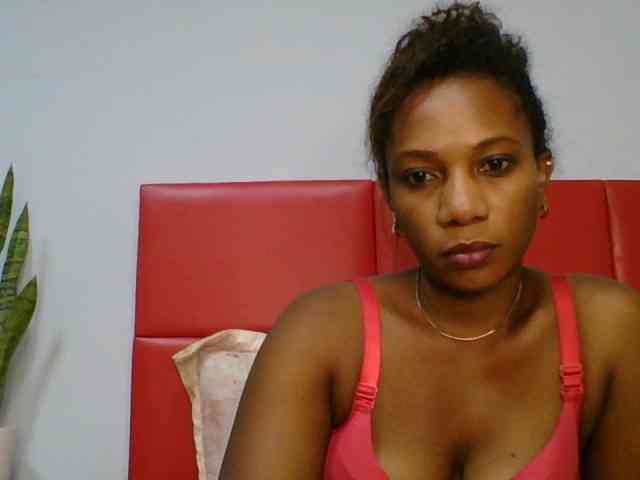 Faozia webcam