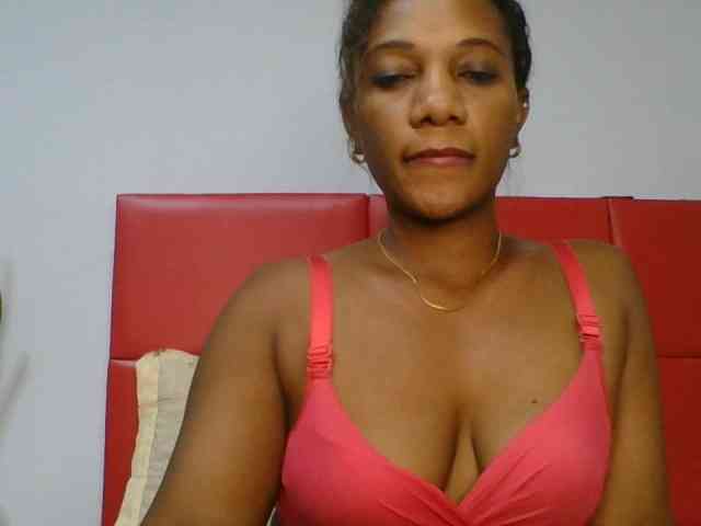 Faozia webcam