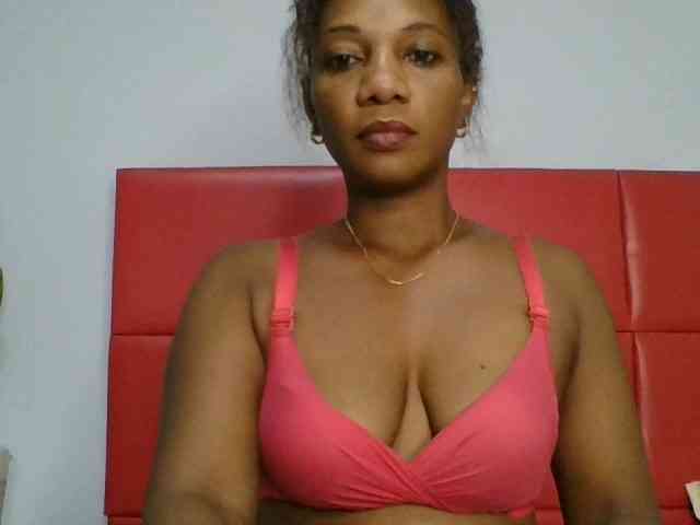 Faozia webcam