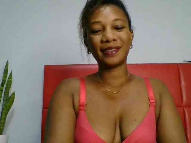Faozia webcam